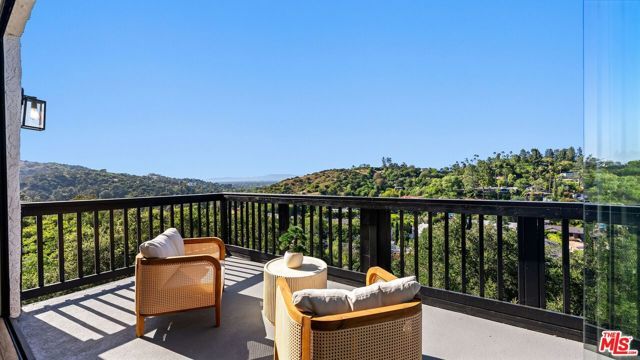 11559 Dona Teresa Drive, Studio City (los Angeles), CA 91604