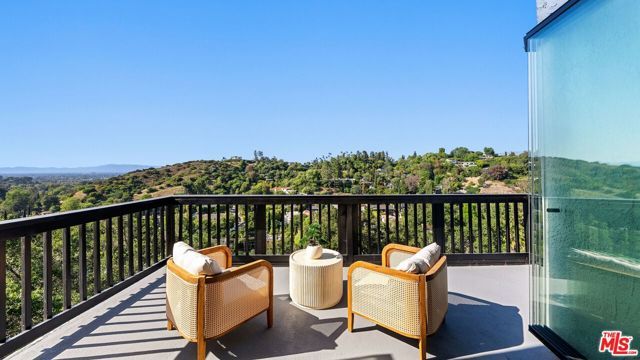 11559 Dona Teresa Drive, Studio City (los Angeles), CA 91604