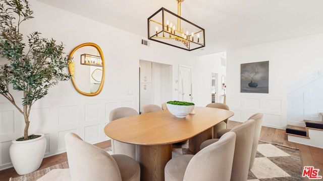 11559 Dona Teresa Drive, Studio City (los Angeles), CA 91604