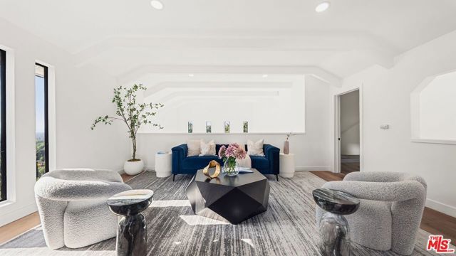 11559 Dona Teresa Drive, Studio City (los Angeles), CA 91604