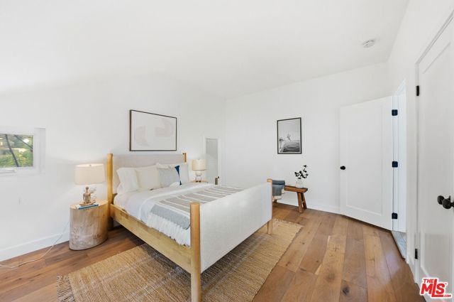 11559 Dona Teresa Drive, Studio City (los Angeles), CA 91604