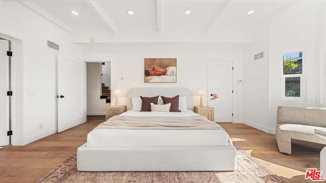 11559 Dona Teresa Drive, Studio City (los Angeles), CA 91604