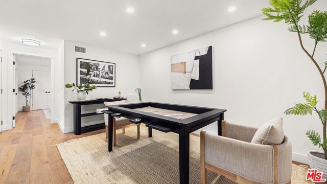 11559 Dona Teresa Drive, Studio City (los Angeles), CA 91604