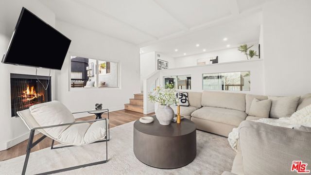 11559 Dona Teresa Drive, Studio City (los Angeles), CA 91604