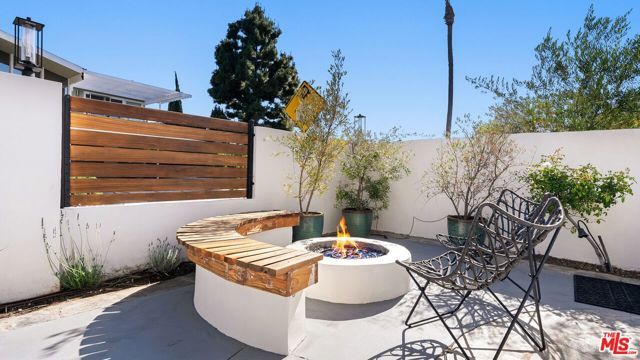 11559 Dona Teresa Drive, Studio City (los Angeles), CA 91604