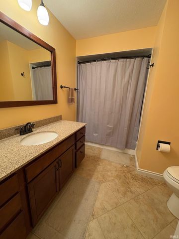 2116 Winn Place, Mishawaka, IN 46544