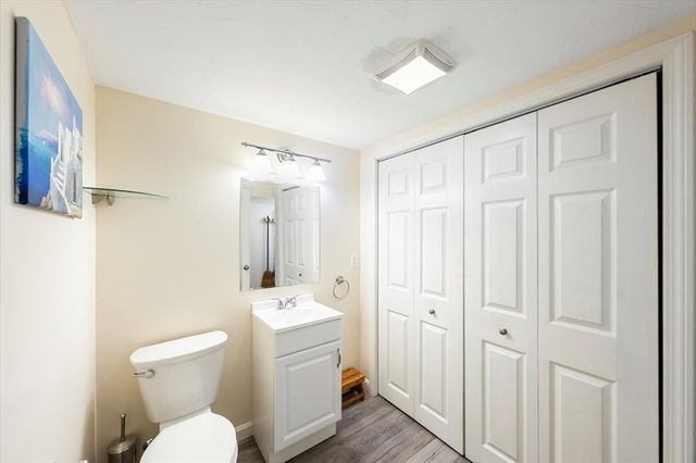 9 Running Brook Cir, Ashland, MA 01721