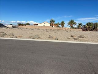 2429 Calle Madrid, Fort Mohave, AZ 86426