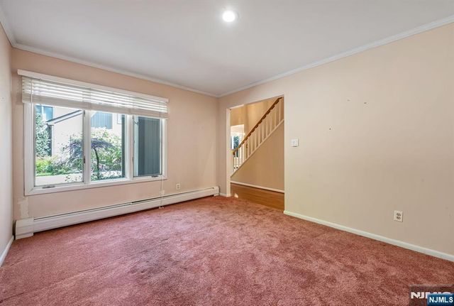 400C Bromley Place 4003, Wyckoff, NJ 07481