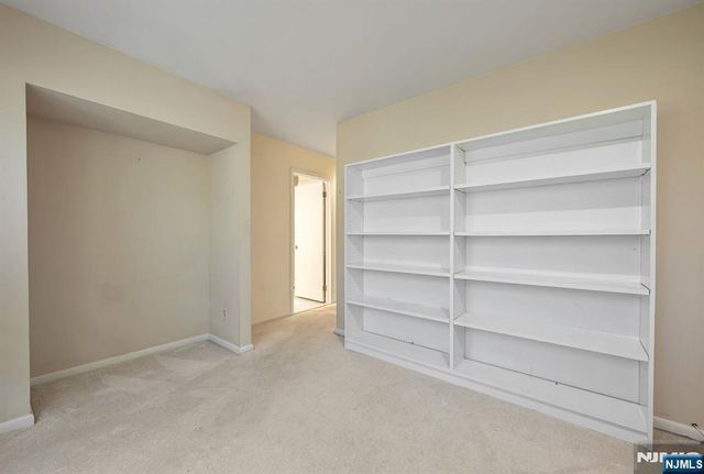 400C Bromley Place 4003, Wyckoff, NJ 07481