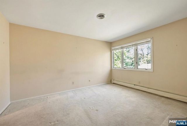 400C Bromley Place 4003, Wyckoff, NJ 07481