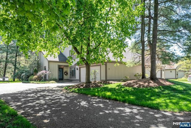 400C Bromley Place 4003, Wyckoff, NJ 07481