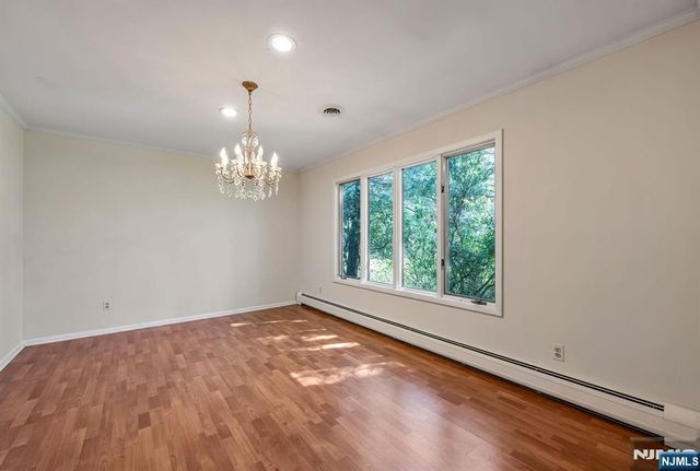 400C Bromley Place 4003, Wyckoff, NJ 07481