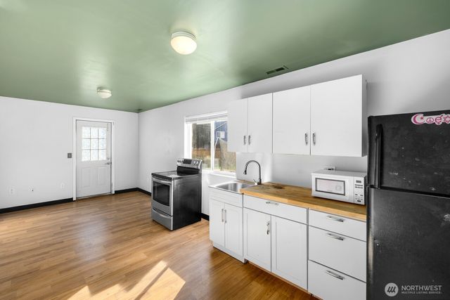 23008 56th Avenue E, Spanaway, WA 98387