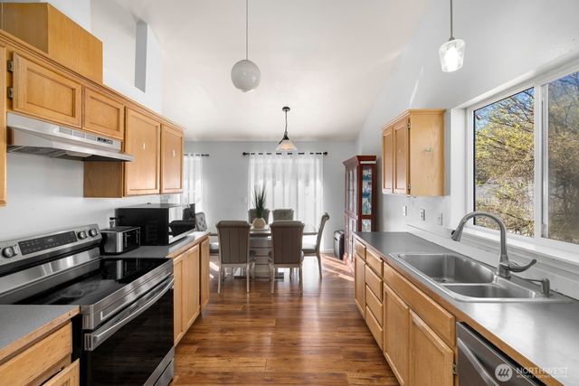 23008 56th Avenue E, Spanaway, WA 98387