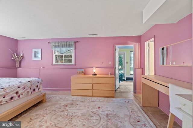 187 S LAKESIDE DR E, Medford, NJ 08055