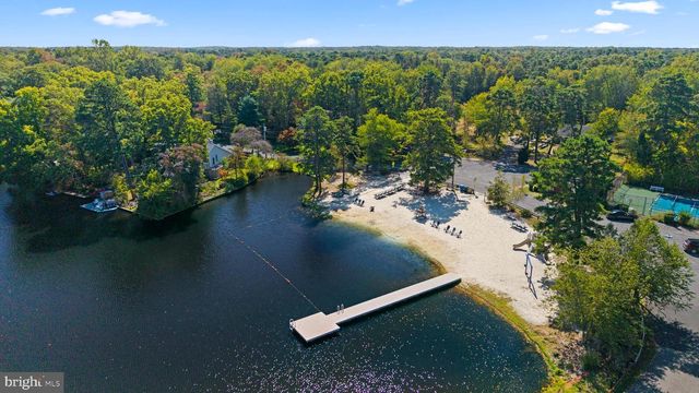 187 S LAKESIDE DR E, Medford, NJ 08055