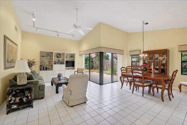 1235 NW 21st Terrace, Delray Beach, FL 33445