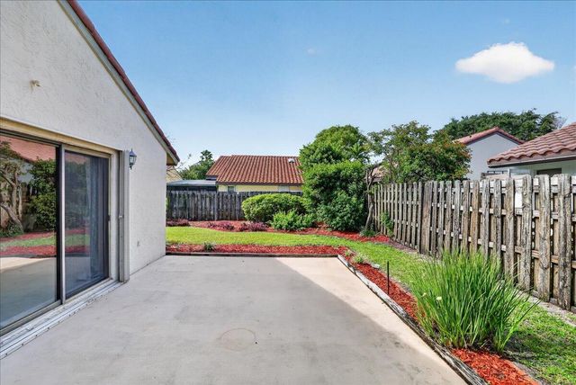 1235 NW 21st Terrace, Delray Beach, FL 33445