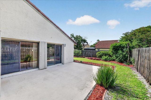 1235 NW 21st Terrace, Delray Beach, FL 33445