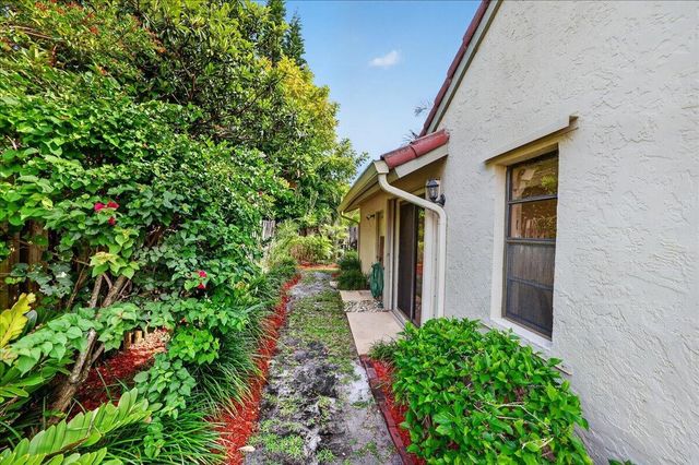 1235 NW 21st Terrace, Delray Beach, FL 33445