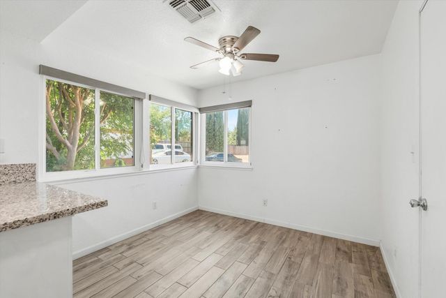 7 Windbrook Ct, Sacramento, CA 95823