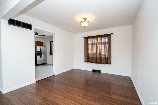 6009 W SIOUX Trail, Bartonville, IL 61607