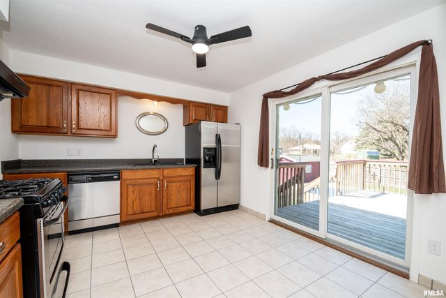 6009 W SIOUX Trail, Bartonville, IL 61607