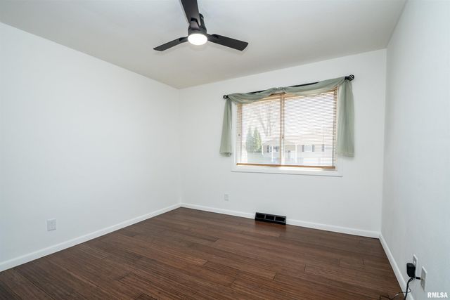 6009 W SIOUX Trail, Bartonville, IL 61607