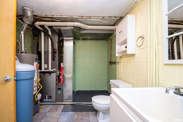 6009 W SIOUX Trail, Bartonville, IL 61607