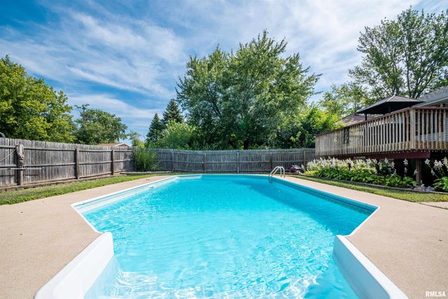 6009 W SIOUX Trail, Bartonville, IL 61607