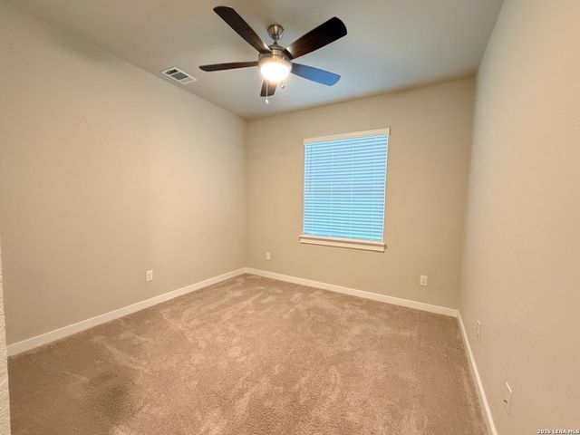 5843 Whitby Rd Unit 30, San Antonio, TX 78240