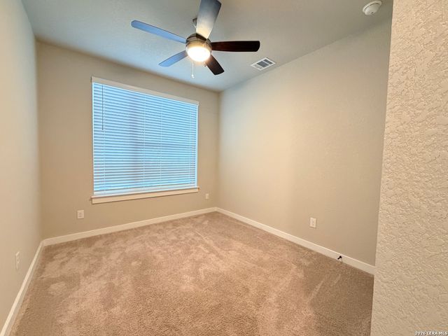 5843 Whitby Rd Unit 30, San Antonio, TX 78240