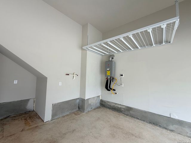 5843 Whitby Rd Unit 30, San Antonio, TX 78240