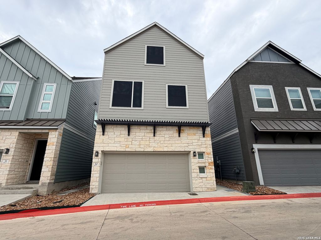 5843 Whitby Rd Unit 30, San Antonio, TX 78240