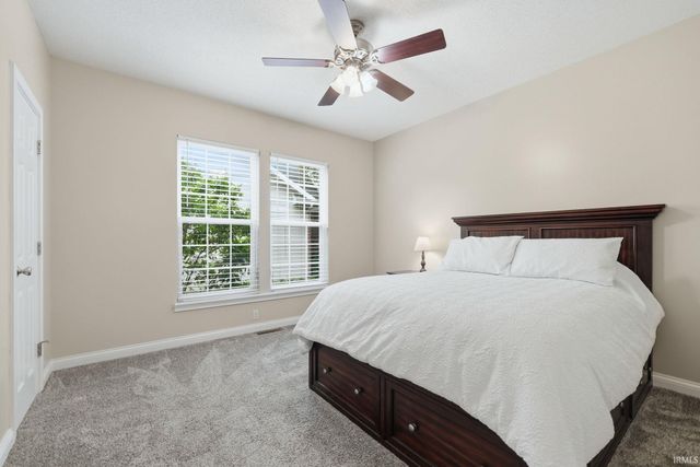 2608 W Brayston Way, Muncie, IN 47304
