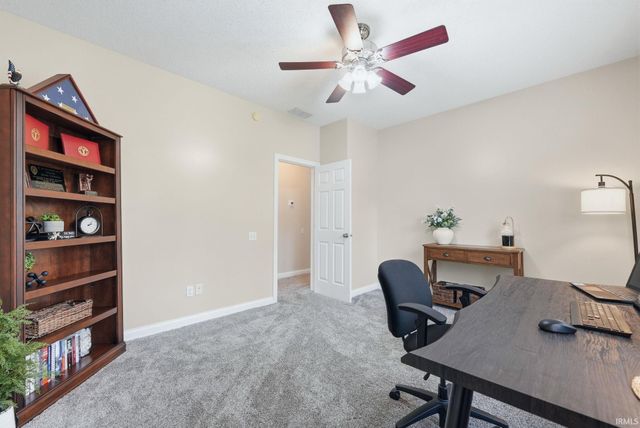 2608 W Brayston Way, Muncie, IN 47304