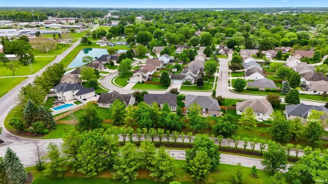 2608 W Brayston Way, Muncie, IN 47304