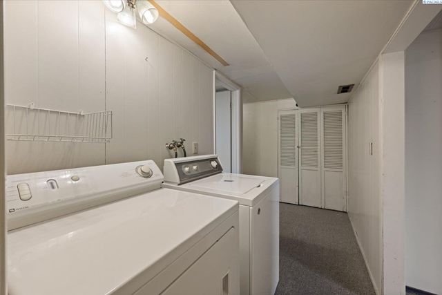 6336 W Willamette Ave, Kennewick, WA 99336