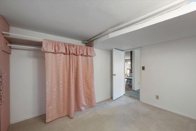 6336 W Willamette Ave, Kennewick, WA 99336