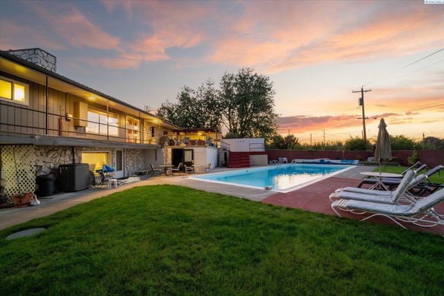 6336 W Willamette Ave, Kennewick, WA 99336