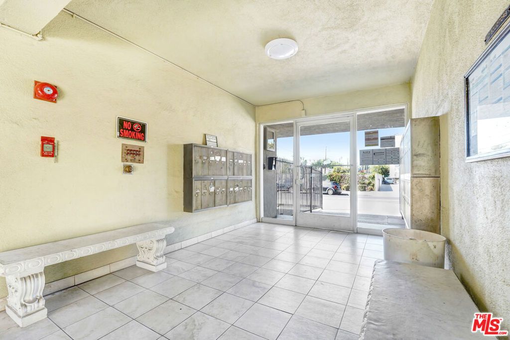 1602 N Mariposa Avenue, Los Angeles, CA 90027 — photo 4