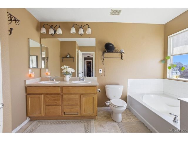 5573 Jasper St, Denver, CO 80239