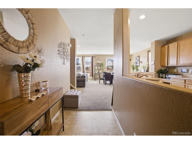 5573 Jasper St, Denver, CO 80239