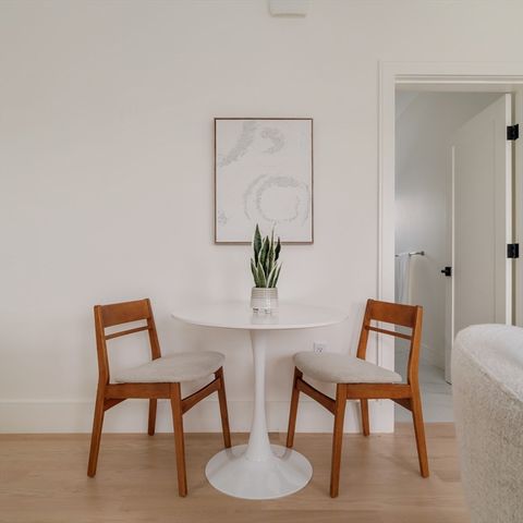 387 Norfolk St 3, Cambridge, MA 02139