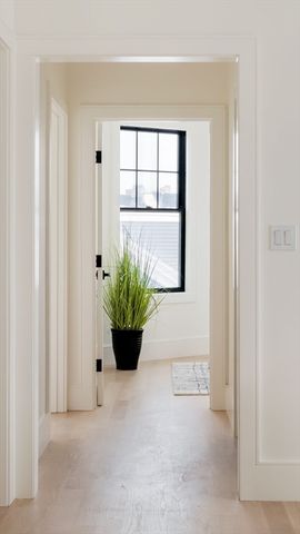 387 Norfolk St 3, Cambridge, MA 02139