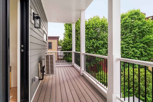 387 Norfolk St 3, Cambridge, MA 02139