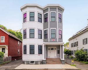 387 Norfolk St 3, Cambridge, MA 02139