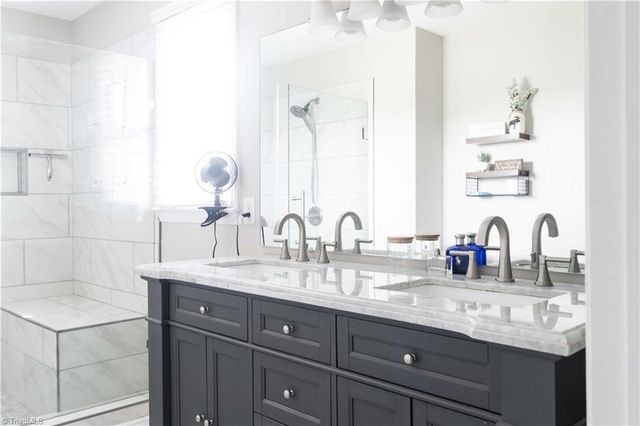 245 Lumina Drive, Lexington, NC 27295