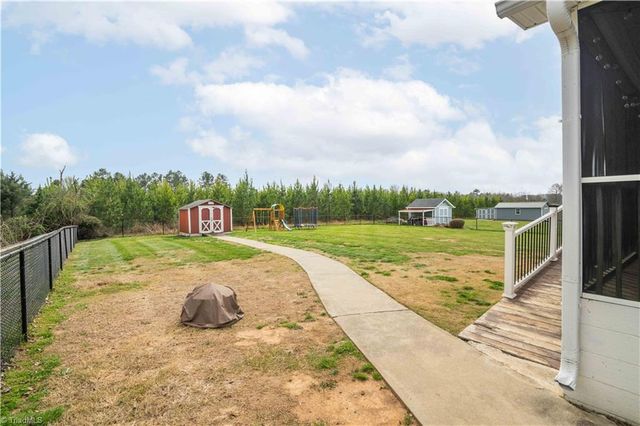 245 Lumina Drive, Lexington, NC 27295